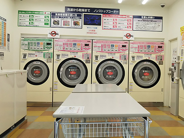 玉造店 店内正面洗濯機
